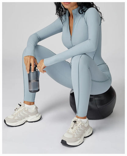 BodyFlow Combinaison Sport Femme – Design Sculptant, Col Montant Zippé, Performance & Élégance